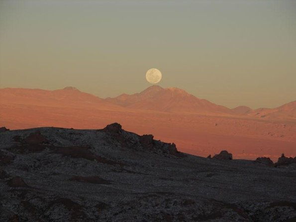 san-pedro-de-atacama-half-day-valle-de-la-luna-afternoon-tour