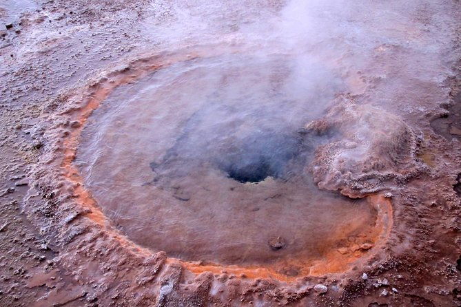 san-pedro-de-atacama-highlights-in-3-days-moon-valley-geysers-del-tatio