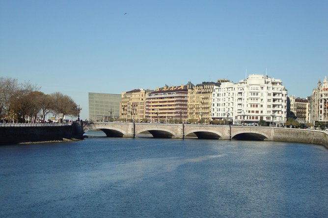 san-sebastian-highlights-private-city-tour-with-hotel-pick-up
