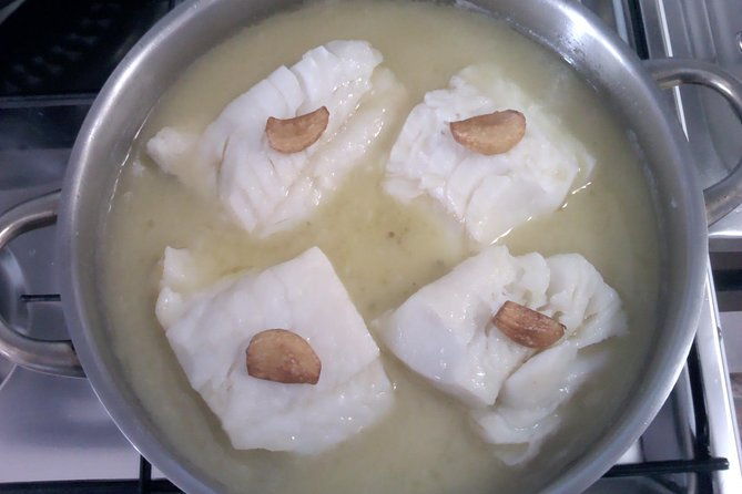 san-sebastian-private-food-historical-tour-meal-at-a-gastronomy-club