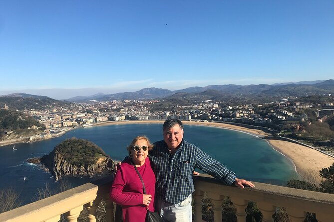 san-sebastian-private-tour-pintxos-winery-visit-from-bilbao-2