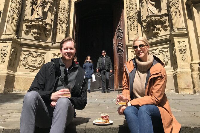 san-sebastian-private-tour-pintxos-winery-visit-from-bilbao-4