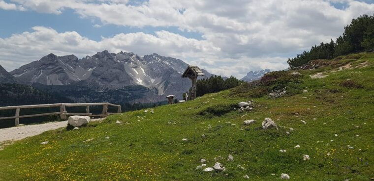 san-vigilio-di-marebbe-trek-in-the-heart-of-the-dolomites