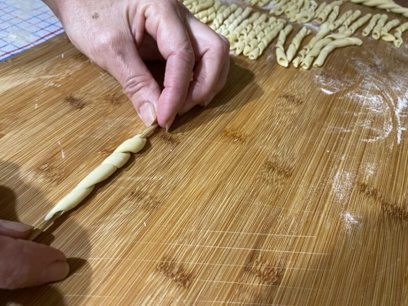 san-vito-lo-capo-lesson-in-busiate-and-tasting-with-trapanese-pesto