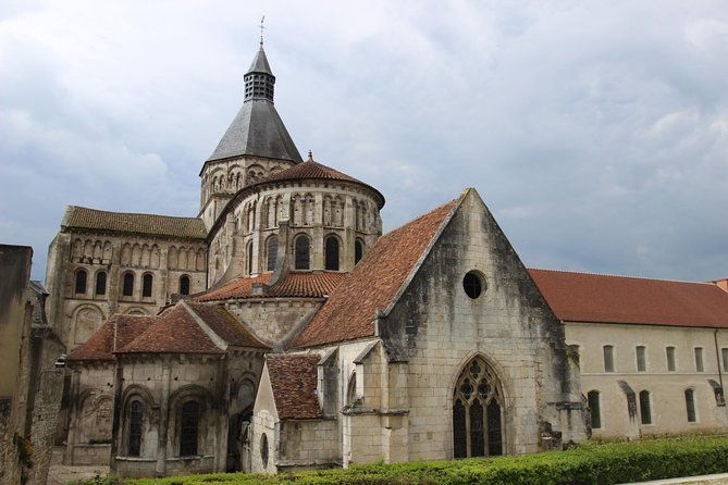 sancerre-pouilly-fume-wine-tour-with-local-goats-cheese-and-the-river-loire