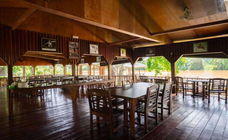 sandakan-kinabatangan-river-wildlife-cruise-with-lunch
