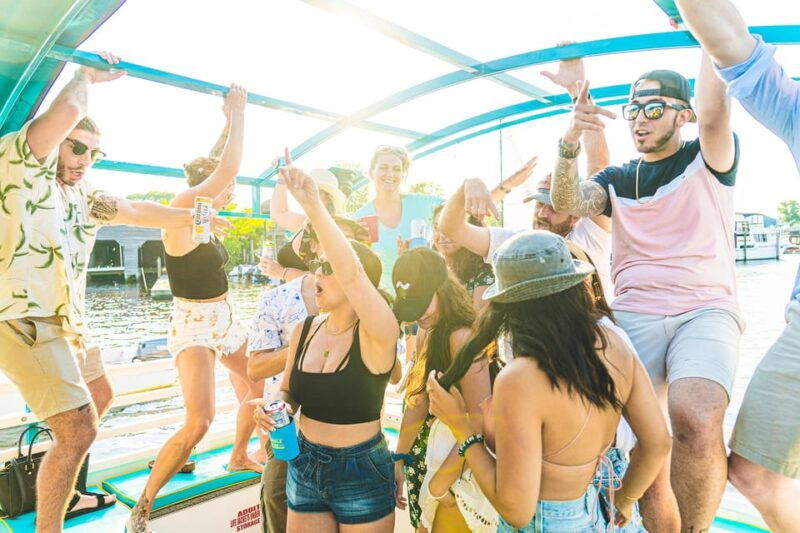 sandbar-splash-and-yacht-tour-in-fort-lauderdale-3