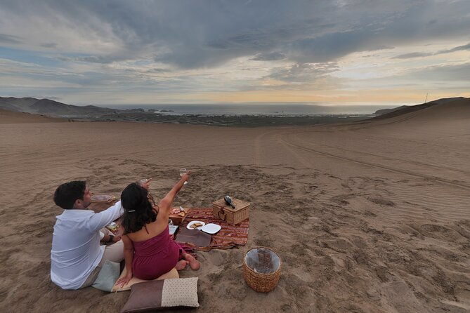 sandboarding-in-lima-with-picnic-and-pick-up