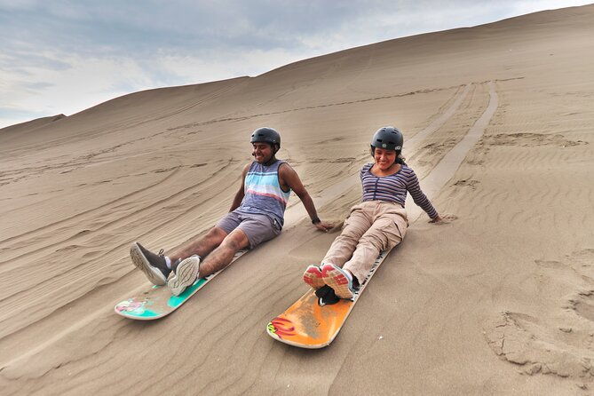 sandboarding-in-lima-with-picnic-and-pick-up