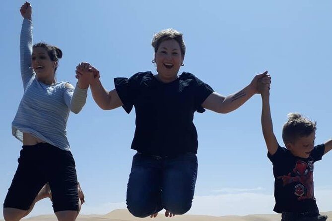 Sandwich Harbour 4x4 guided tours.Join us for an awe inspiring adventure. - Key Points