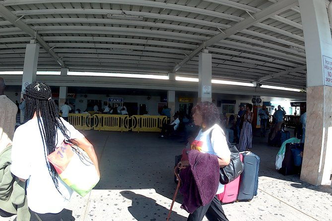 sangster-international-airport-transfer-to-hotels-mbj-montegobay-jamaica