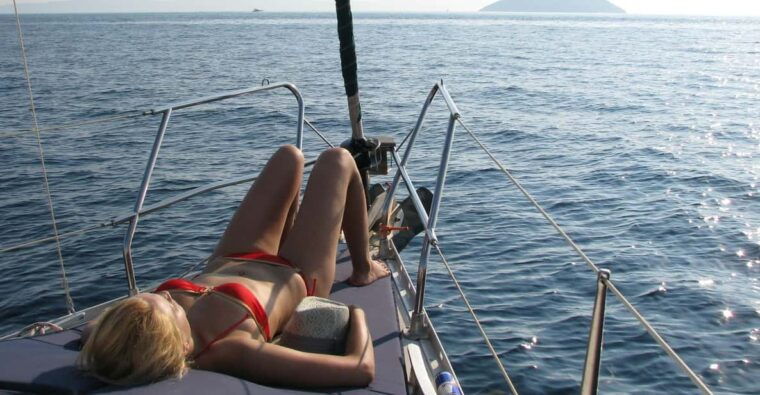 sani-w-sithonia-secluded-coves-islets-sailing-yacht-trip