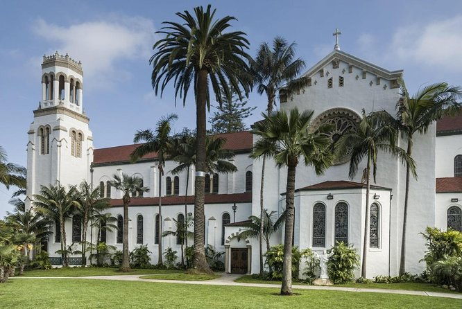 santa-barbara-scavenger-hunt-walking-tour-and-game