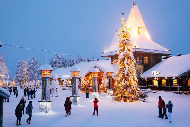 santa-claus-village-husky-and-reindeers-combo-safari