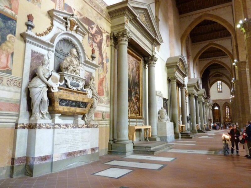 santa-croce-church-guided-tour-in-florence-2