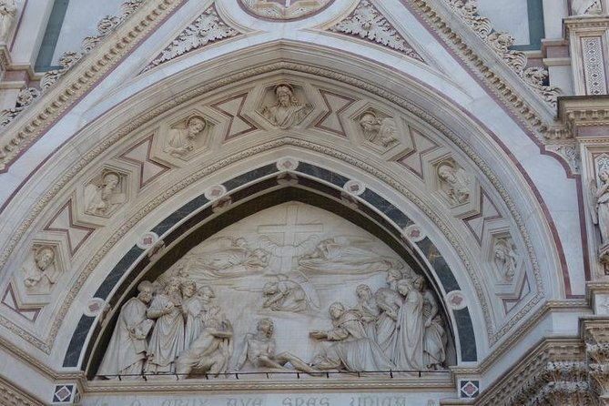 santa-croce-church-guided-tour-in-florence