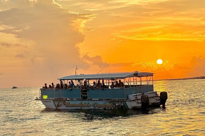 santa-cruise-on-the-sound