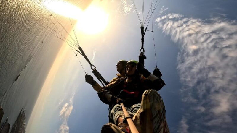 santa-cruz-de-tenerife-acrobatic-paragliding-flight