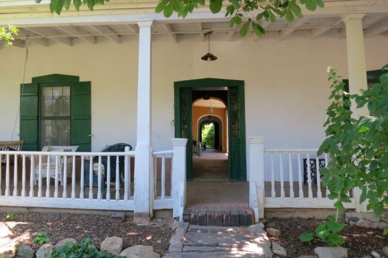 santa-fe-canyon-road-art-history-walking-tour-2