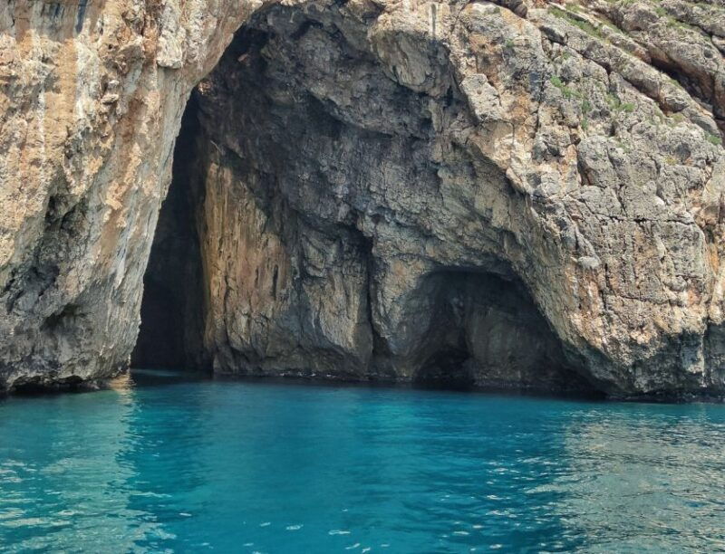 santa-maria-di-leuca-caves-boat-tour