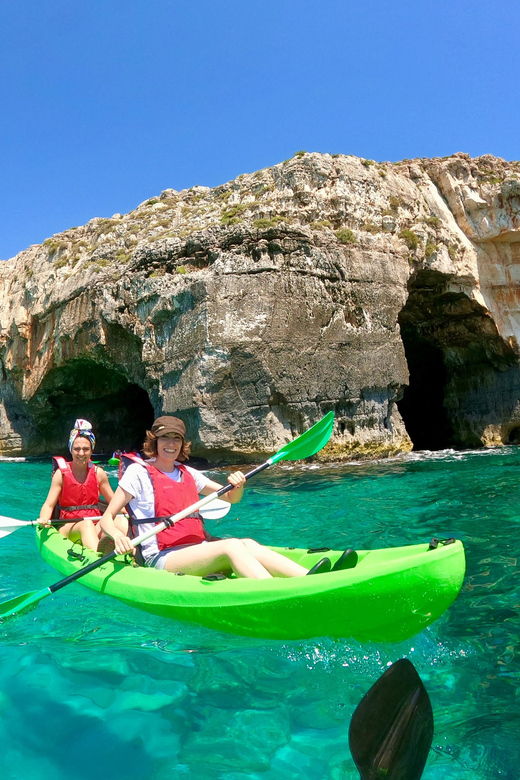 santa-maria-di-leuca-kayak-and-canoe-tour-in-the-caves
