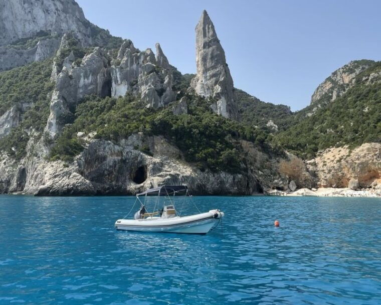 santa-maria-navarrese-fico-cave-and-beaches-boat-trip
