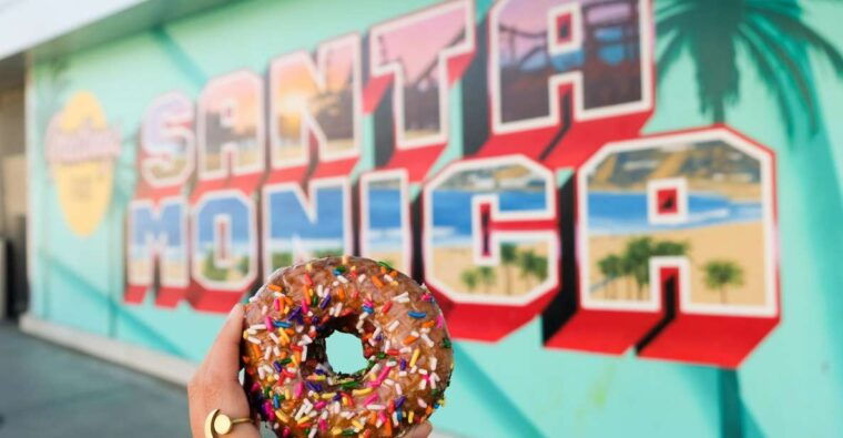 santa-monica-donut-adventure-by-underground-donut-tour