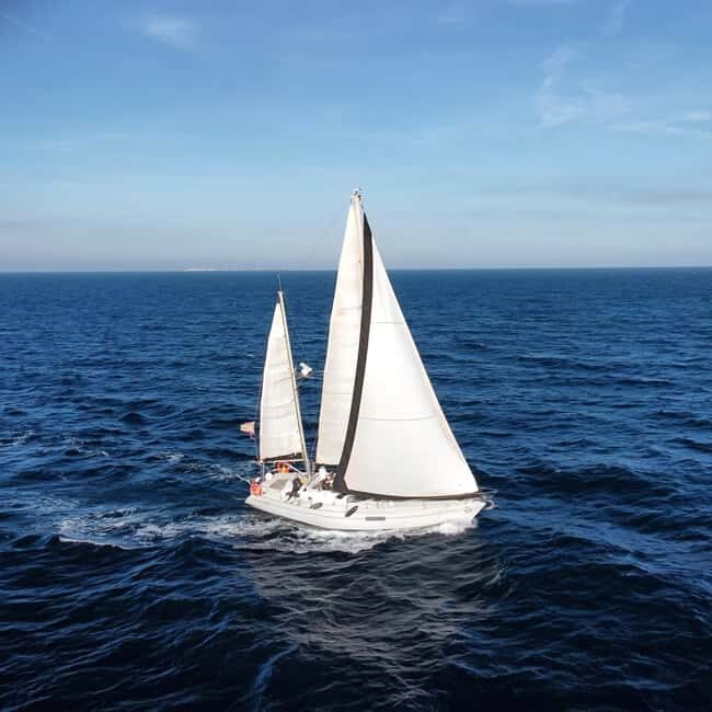 Santa Pola: Gin and tonic tasting and sunset sailboat ride - Key Points