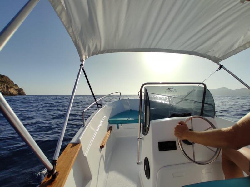 santa-ponsa-license-free-boat-rental