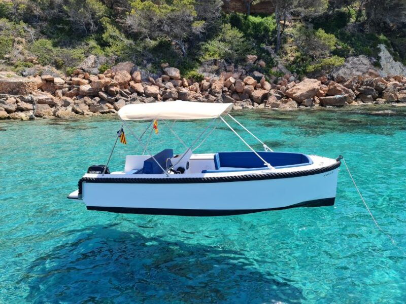 santa-ponsa-private-boat-rental-with-no-licence-necessary