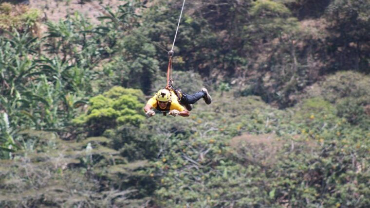 santa-teresa-zipline-circuit-near-machu-picchu