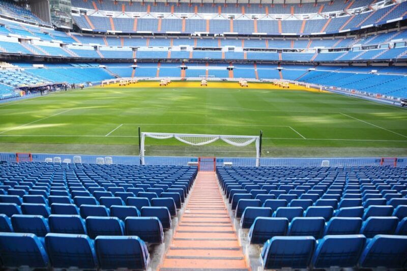 santiago-bernabeu-stadium-real-madrid-private-tour-tickets