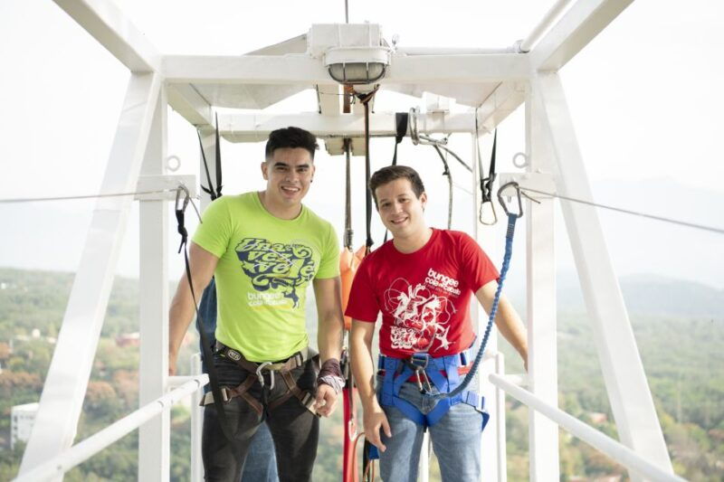 santiago-bungee-jumping-at-cola-de-caballo-park