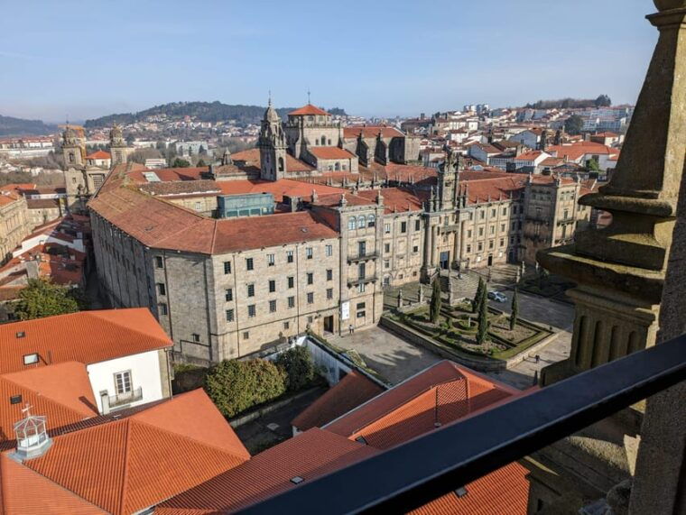 santiago-de-compostela-cathedral-carraca-tower-roofs-tour