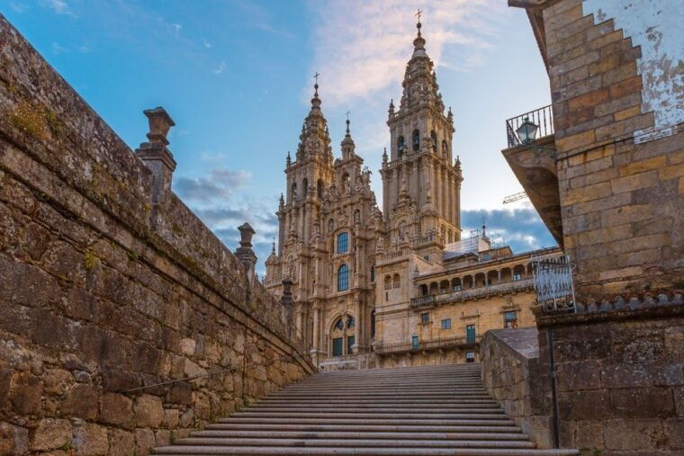 santiago-de-compostela-full-day-tour-from-porto