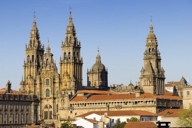 santiago-de-compostela-valenca-do-minho-from-porto