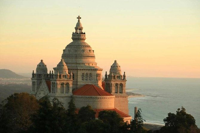 santiago-de-compostela-viana-do-castelo-from-porto