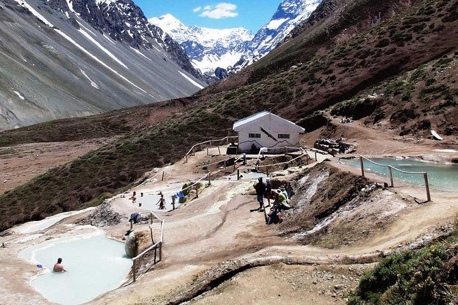 santiago-full-day-trekking-to-el-morado-glacier-include-hot-springs-entrance