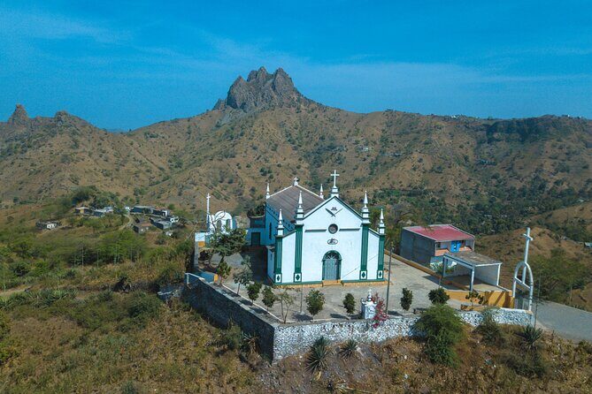 Santiago Island Experience - Exploring Santiago Island: A Detailed Breakdown