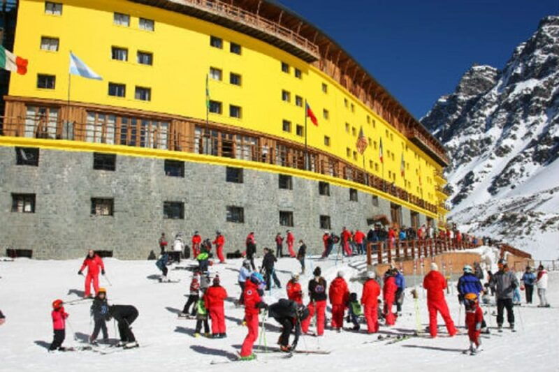 santiago-laguna-del-inca-and-portillo-small-group-tour