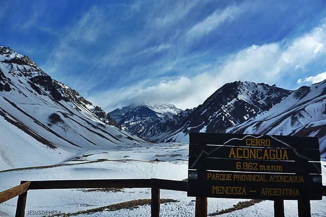 santiago-private-tour-portillo-incas-bridge-mirador-del-aconcagua