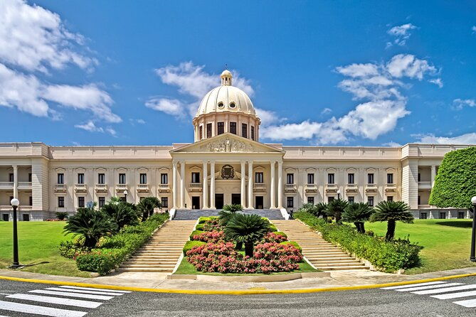 santo-domingo-alto-de-chavon-full-day-small-group-experience-2