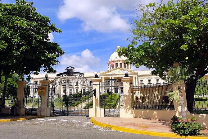 santo-domingo-historical-tour-with-caves-from-punta-cana