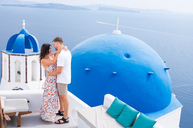 santorini-1-photo-tour-session-with-your-personal-photographer