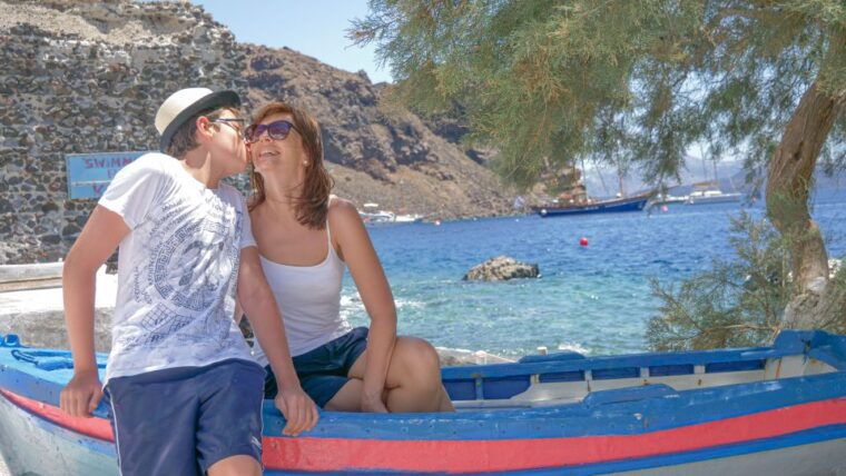 santorini-2-day-combo-volcano-boat-cruise-island-bus-tour