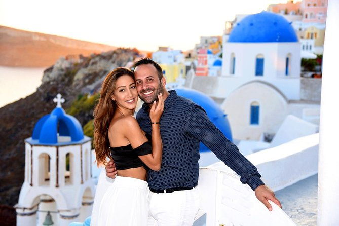 santorini-2-hours-private-photoshoot-with-a-prof-photographer