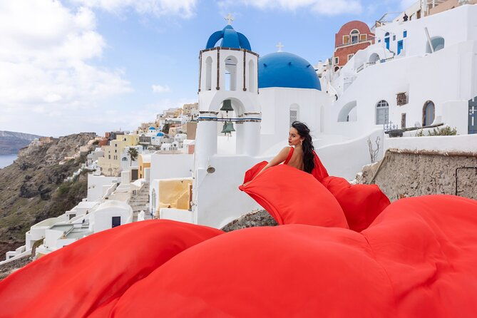 santorini-2hrs-flying-dress-photoshoot-with-transportation