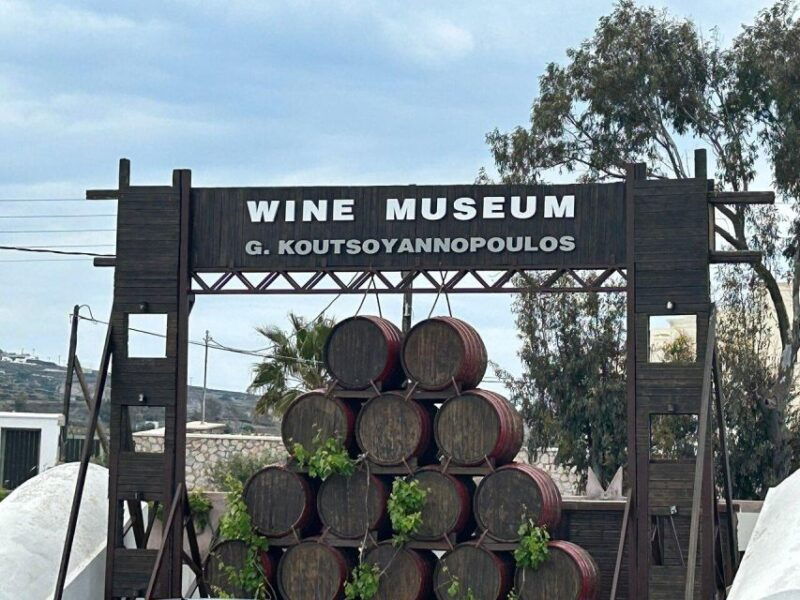 santorini-3-wineries-visit-with-11-12-wines-premium-tasting