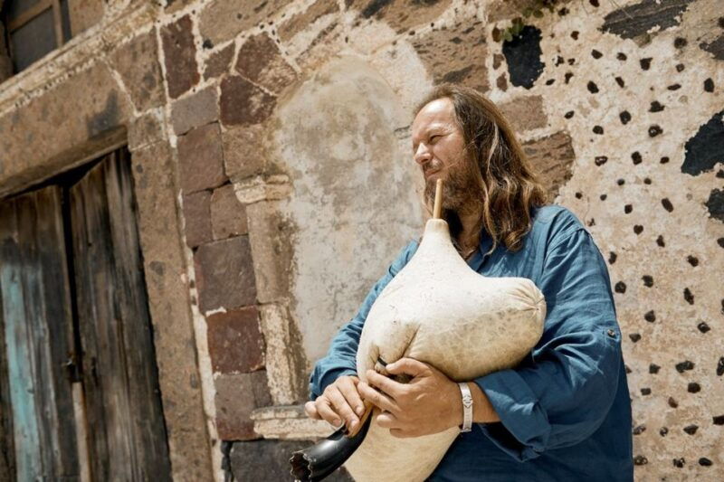 santorini-a-mythical-musical-experience