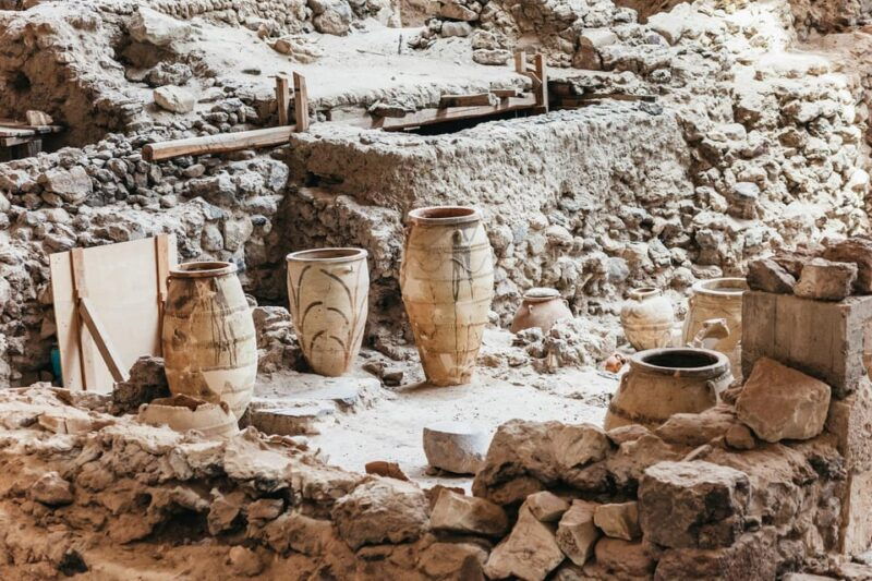 santorini-akrotiri-prehistoric-city-private-guided-tour